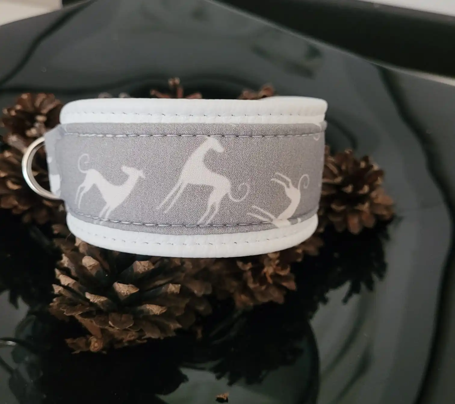 Leder halsbänd zugstopp